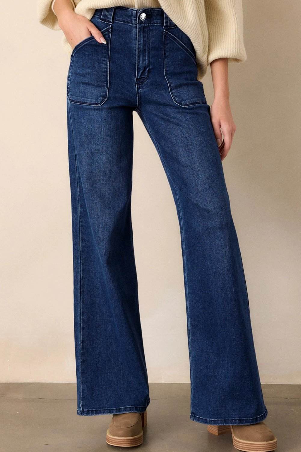 How Should Jeans Fit Women? Easy Fit Rules