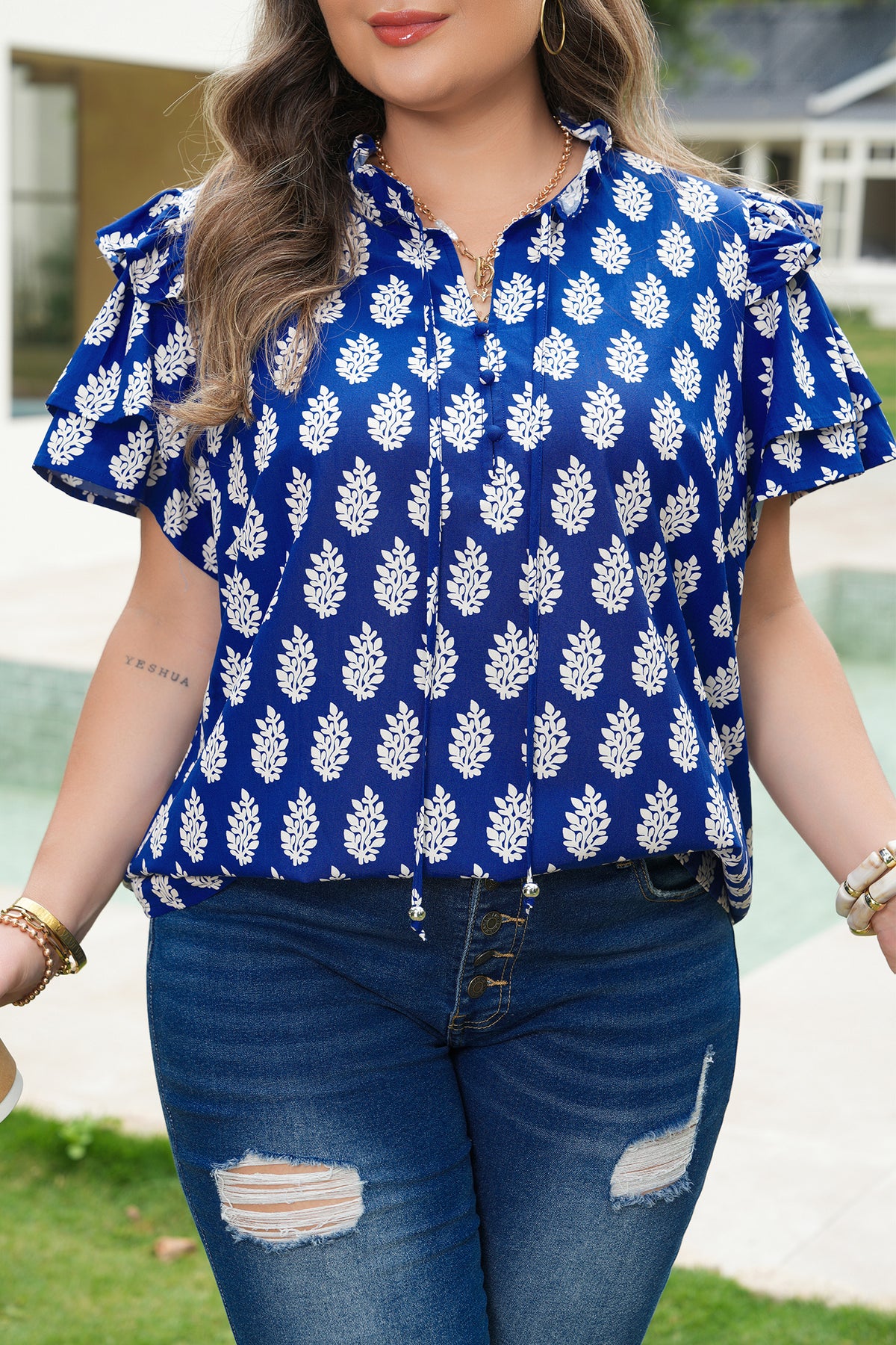 Plus Size Botanical Print Tie V-Neck Ruffle Short Sleeve Blouse