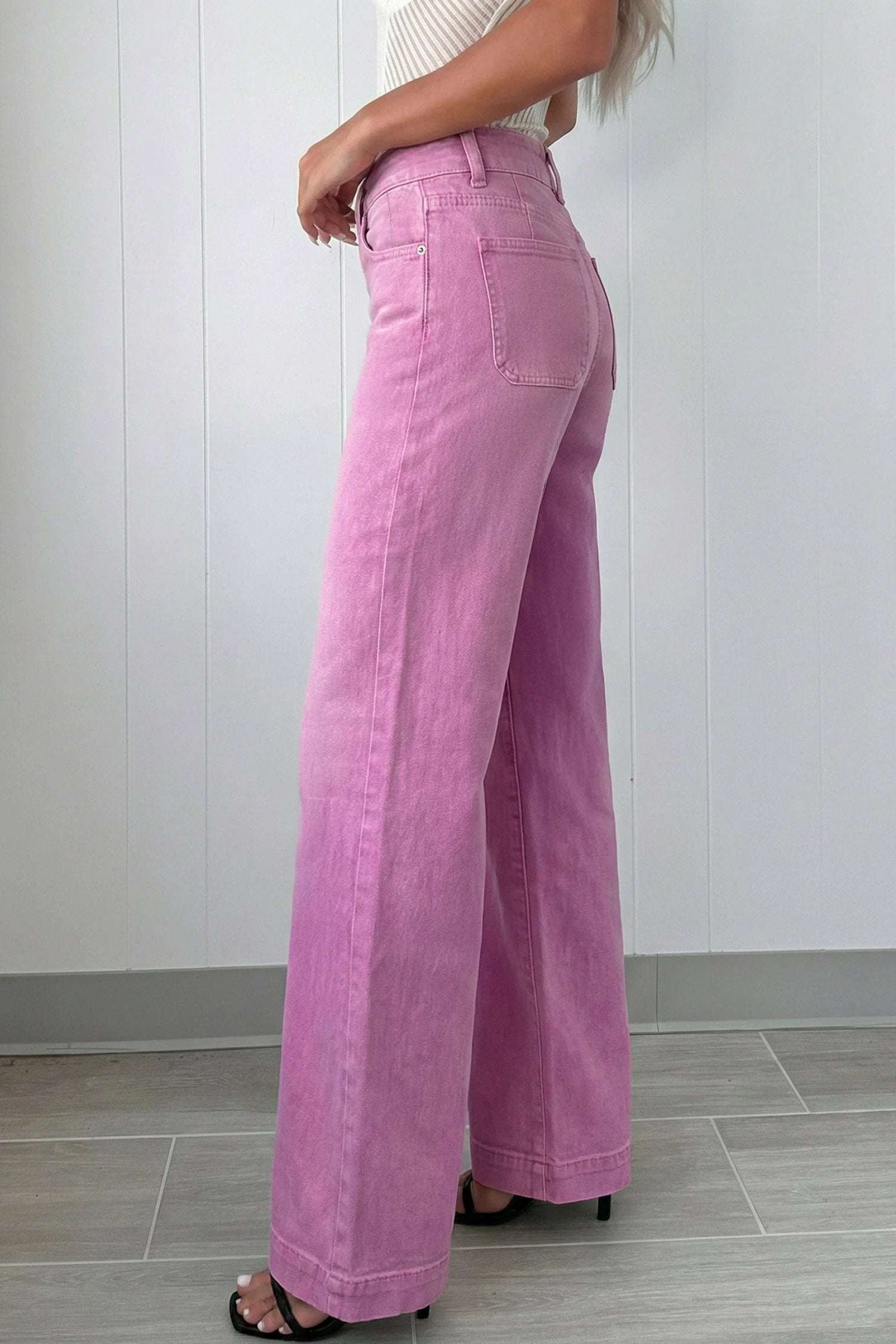  flare jeans (high waist) for women casual everyday outfit