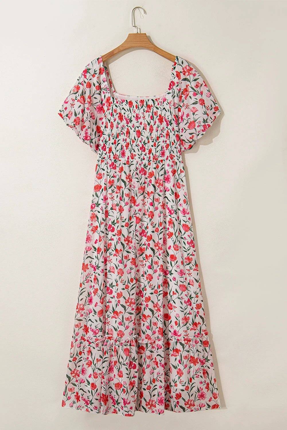 Plus size Garden Party Glow floral maxi dress with square neckline and puff sleeves in pink