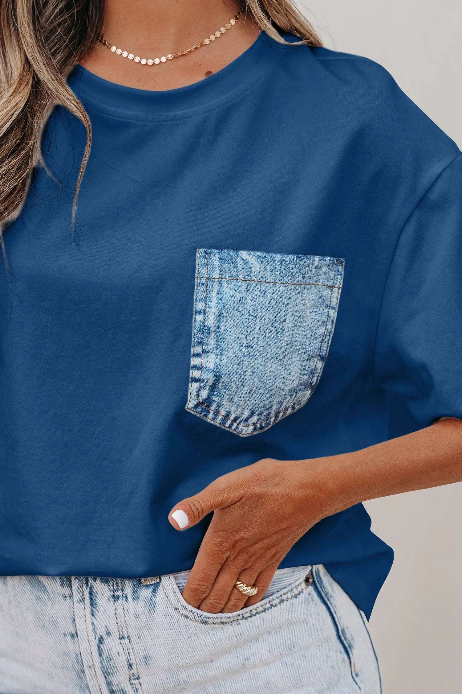 color block patch pocket tee