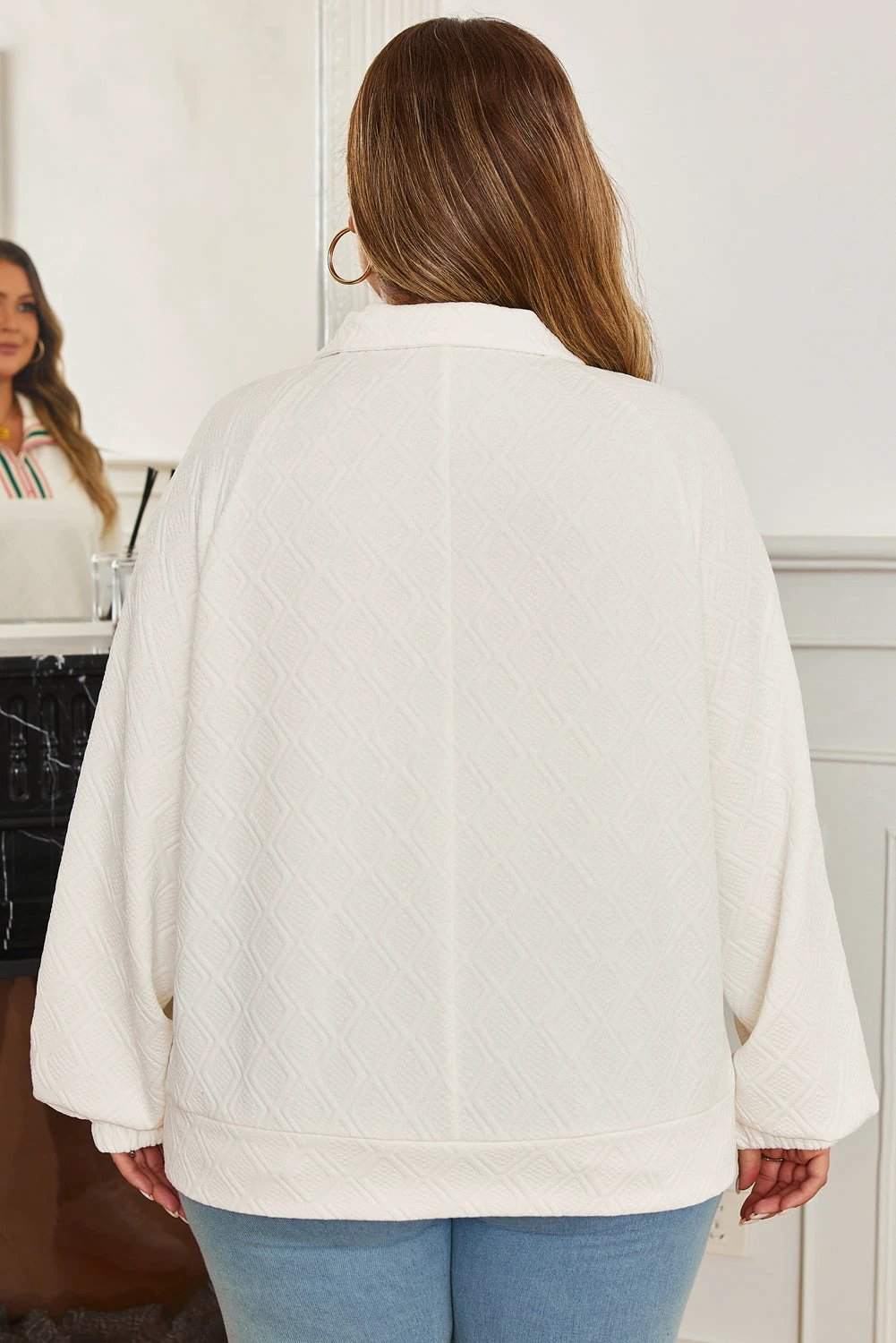 Plus size oversized rhombus texture sweatshirt with striped collar on model
