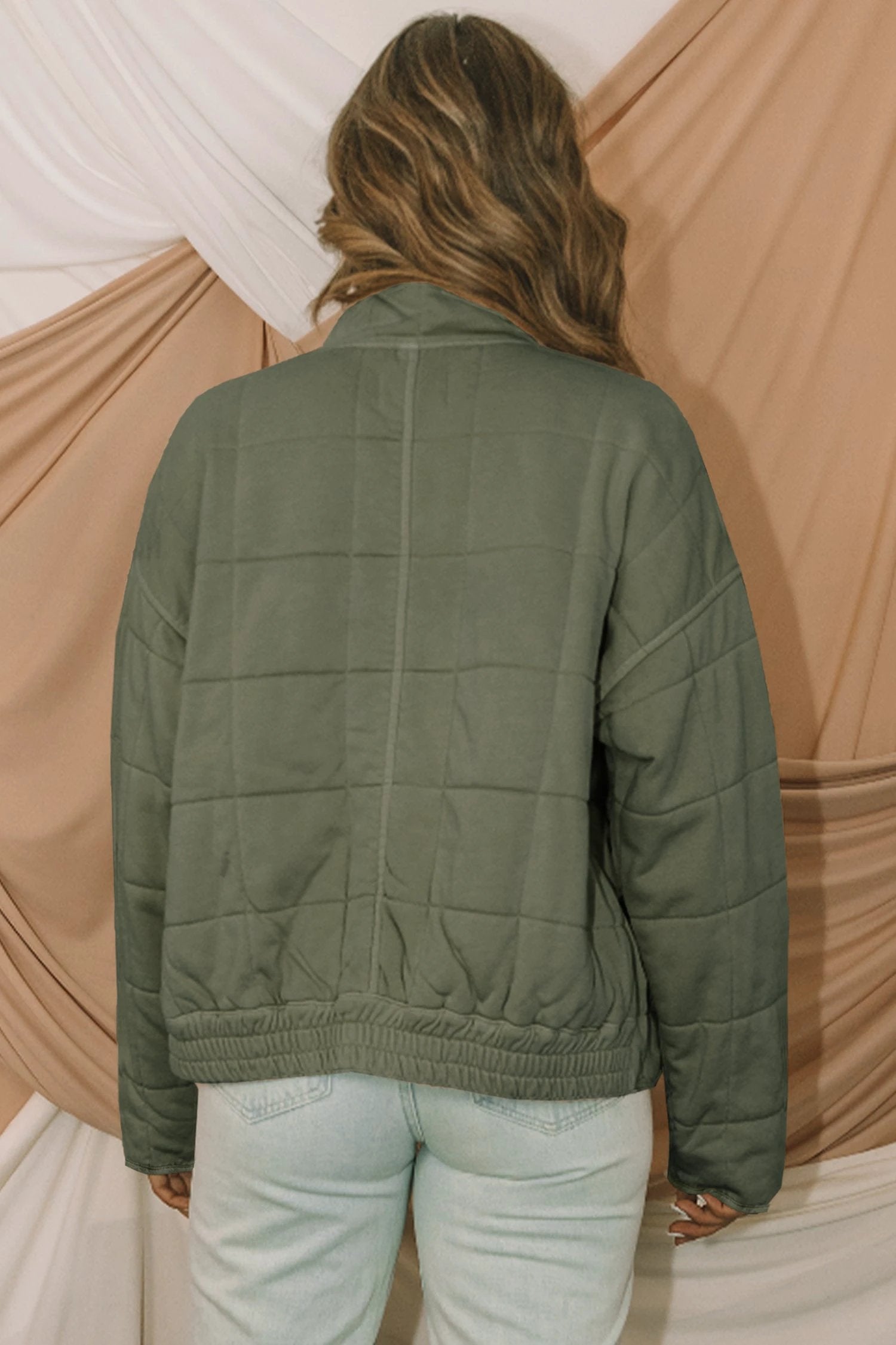 green zip-up pocket quilted jacket for women casual everyday outfit