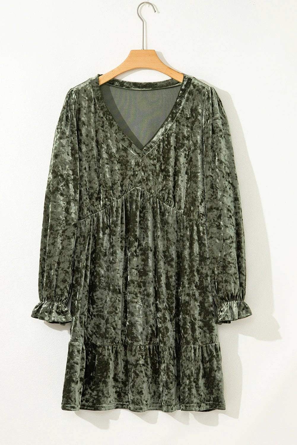 Plus size velvet babydoll mini dress with puff sleeves in emerald green