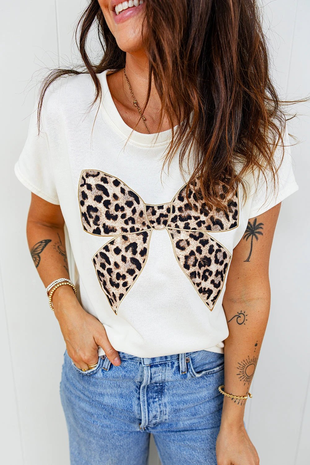 white leopard bow embroidered cotton round neck t shirt for women casual everyday outfit