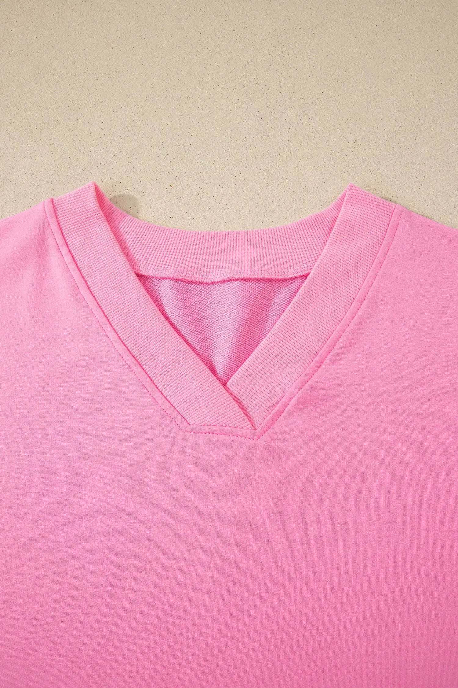 Pink Mom Chic two-piece V-neck top and drawstring shorts set for casual wear