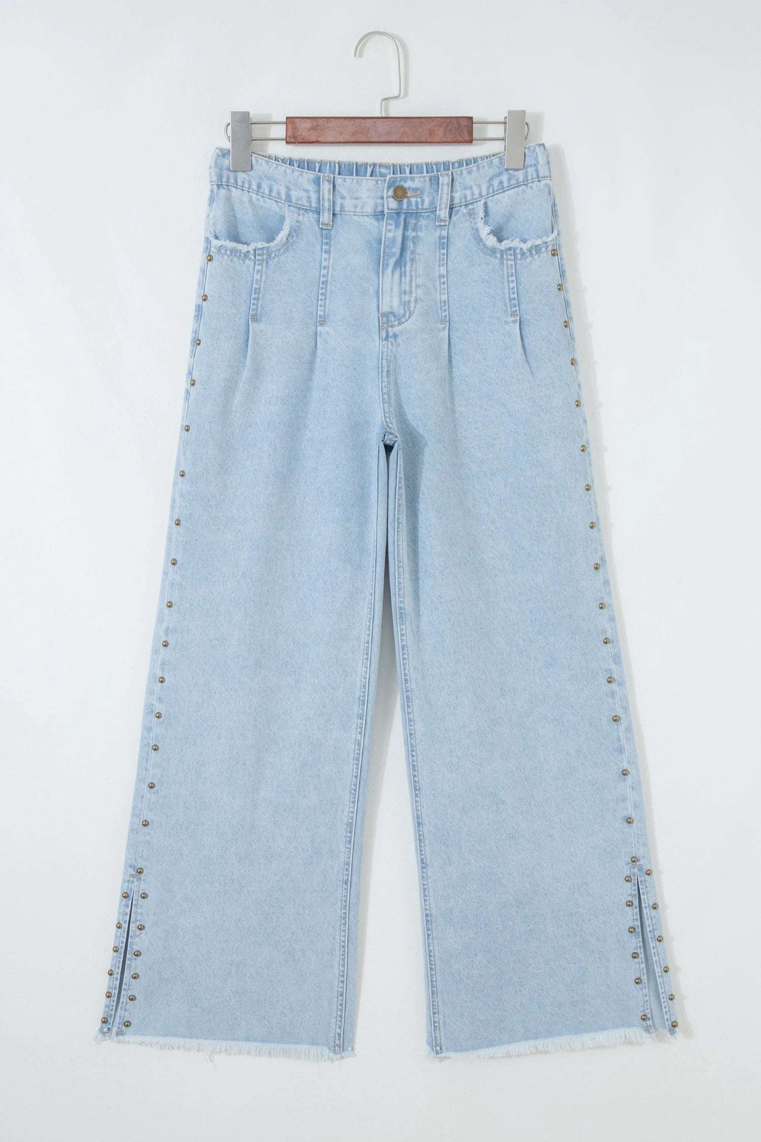 Light-wash Cool Mom Classic studded side slit wide-leg jeans with frayed pockets