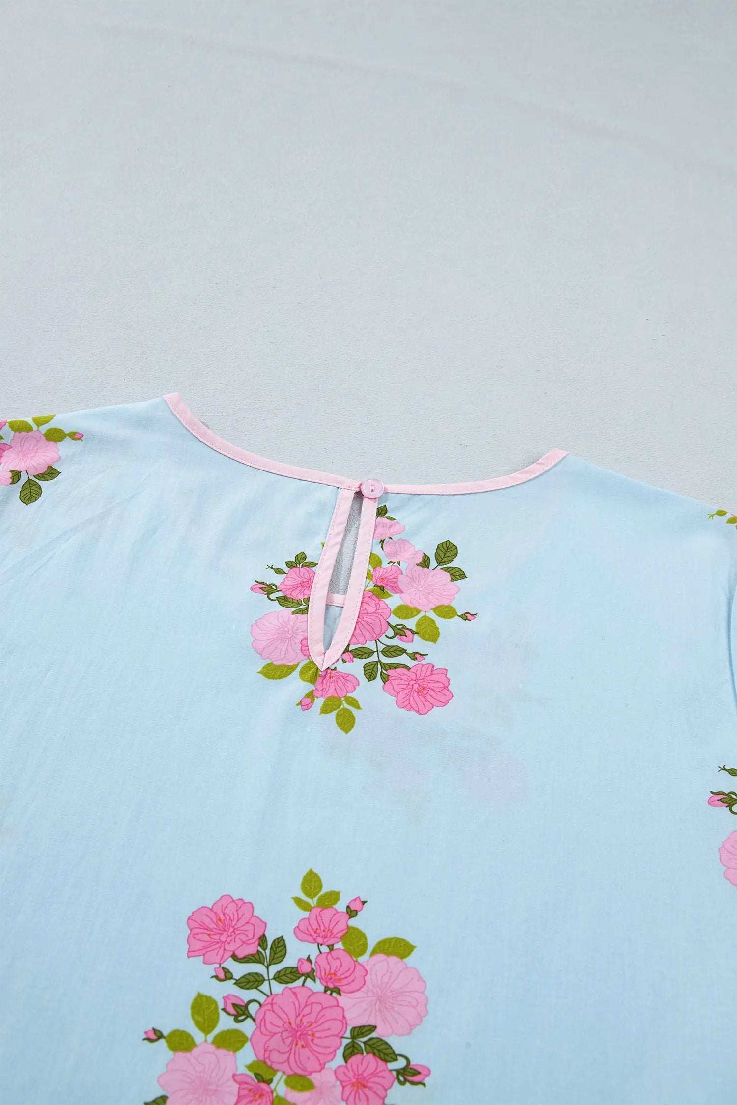 J&H Apparel Floral Print Button Cuffed 3/4 Sleeve Round Neck Blouse - Blouses Tops/Blouses & Shirts