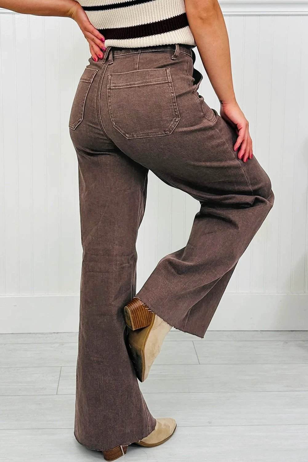  retro straight-leg jeans for women casual everyday outfit