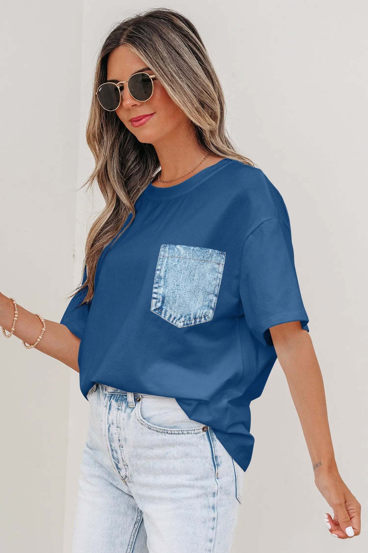 color block patch pocket tee