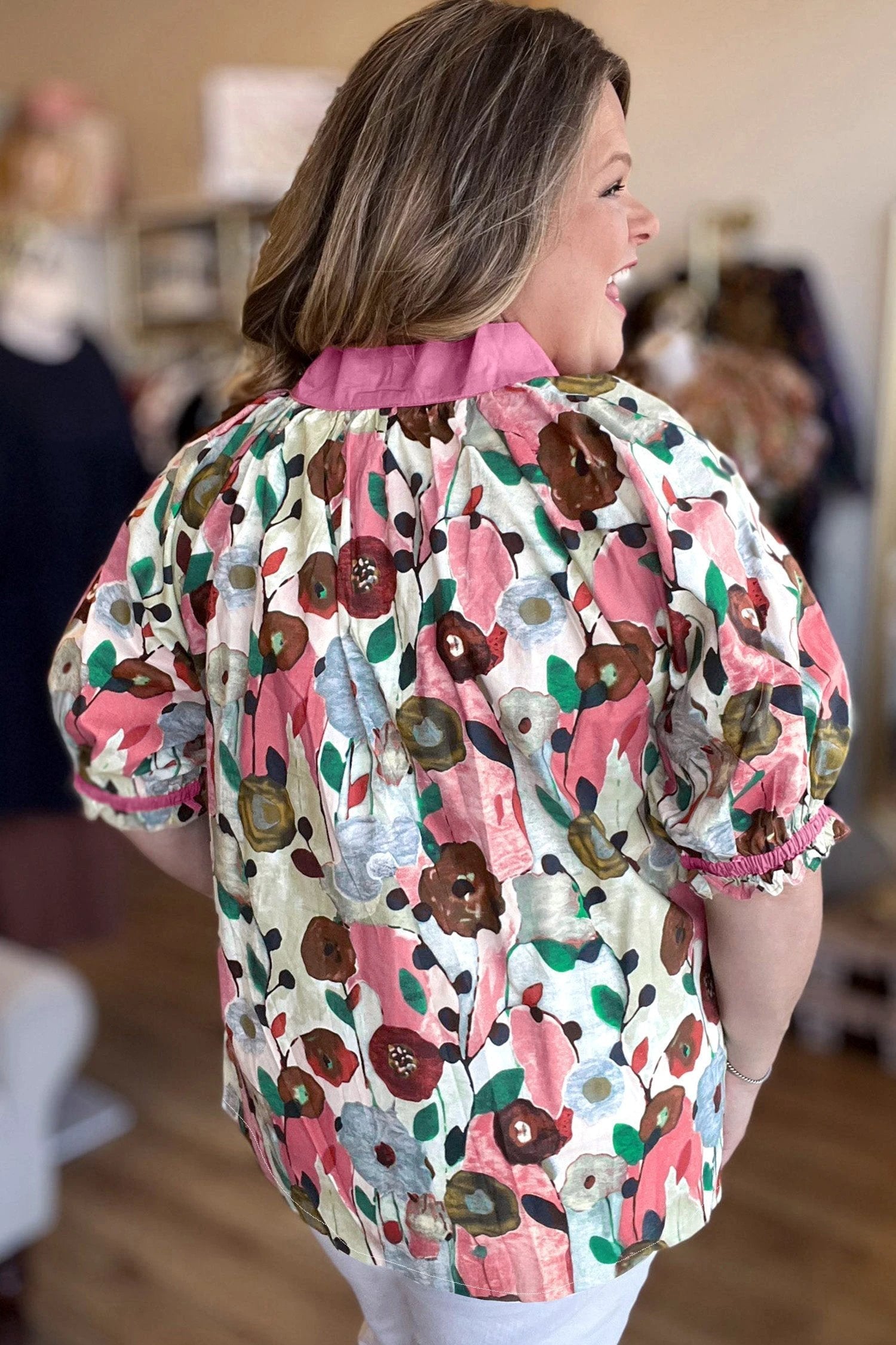 Dear-Lover Dropshipping Pink V Neck Short Puff Sleeve Plus Size Floral Blouse - Plus Size/Plus Size Tops/Plus Size Blouses & Shirts