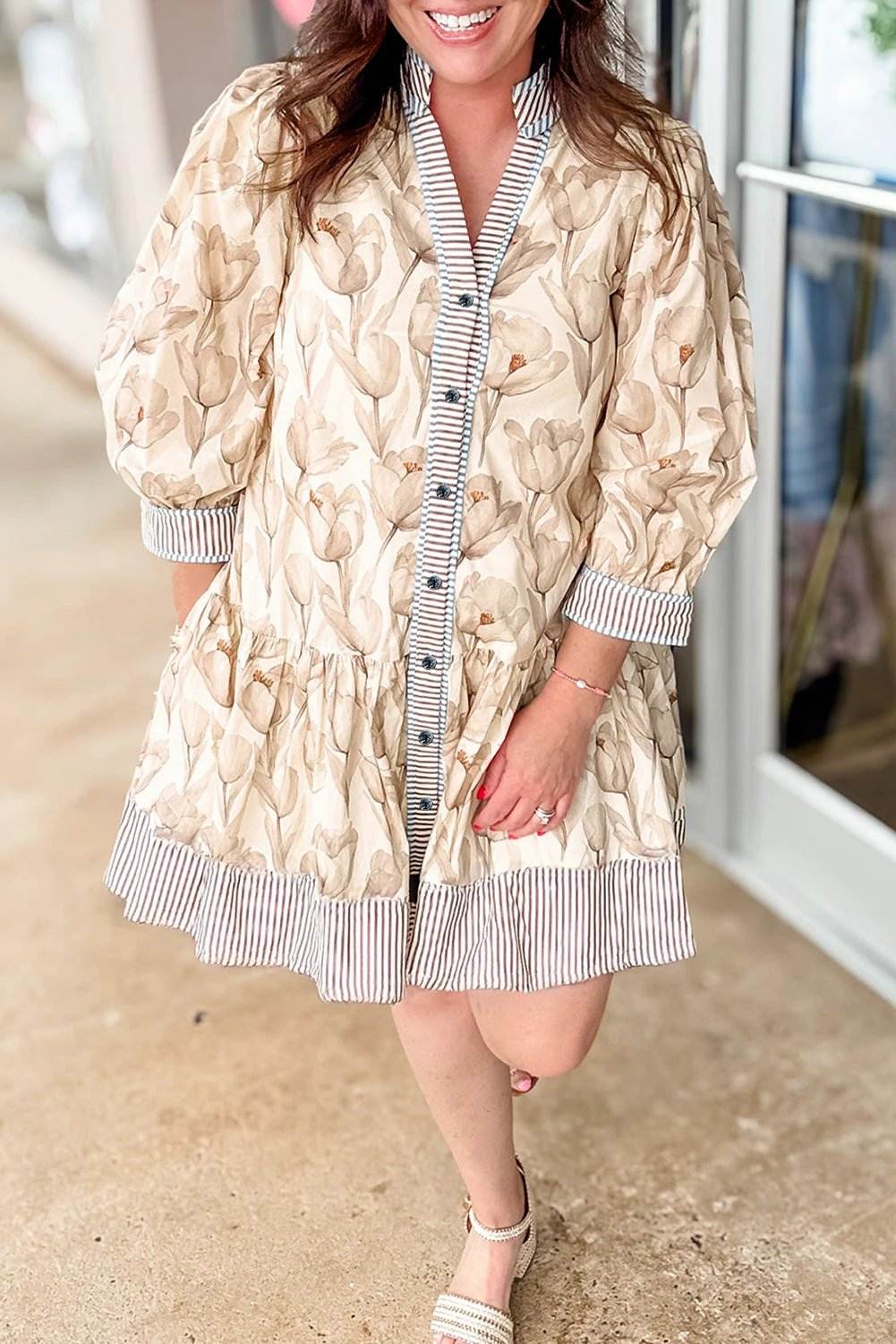 Plus size floral button-down dress - Effortless Floral dress for Moms