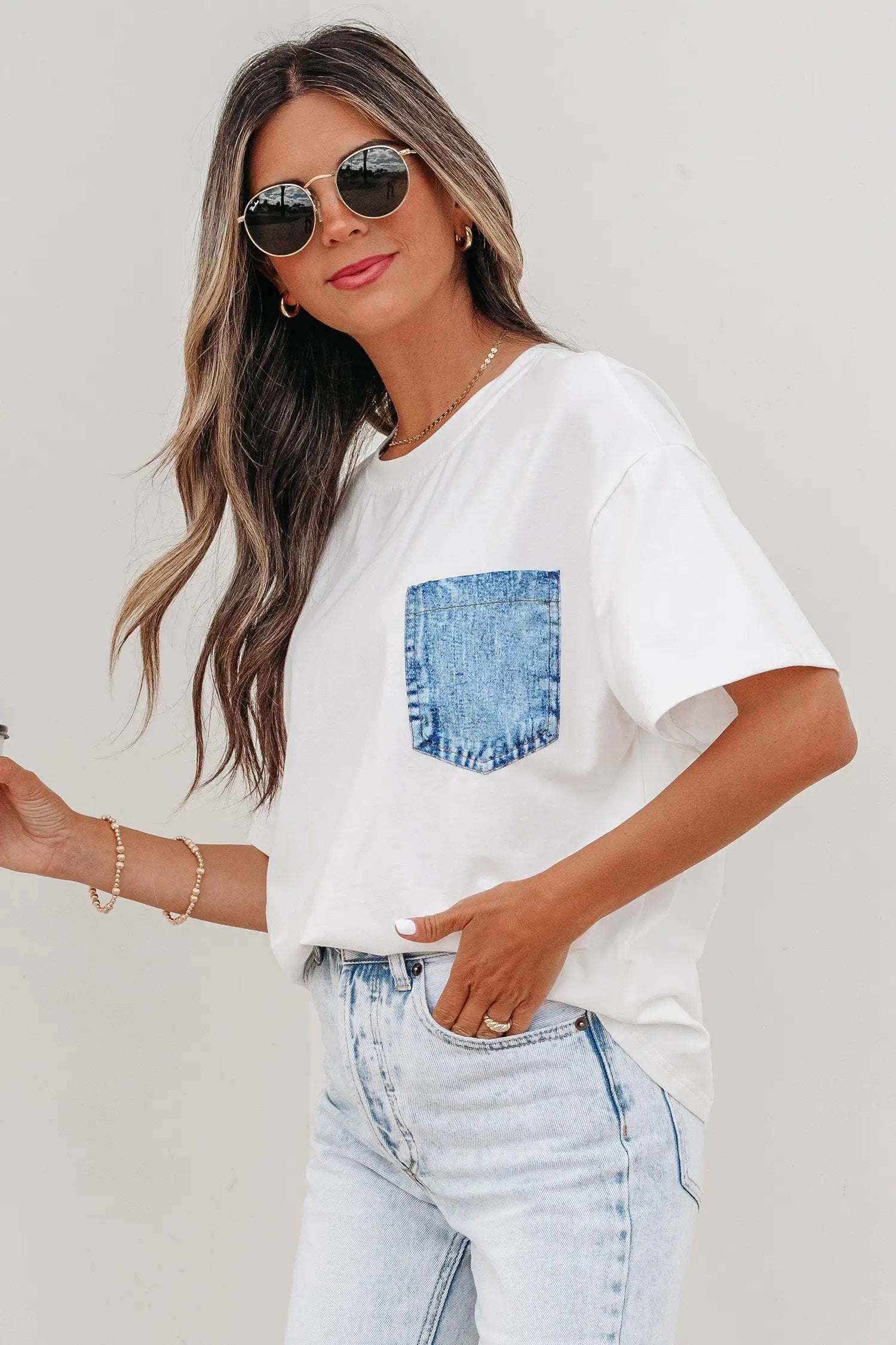 color block patch pocket tee