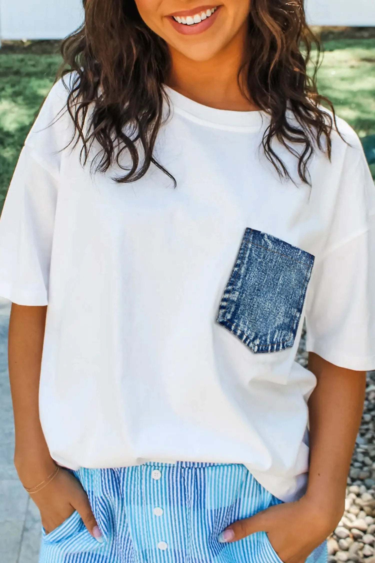 color block patch pocket tee