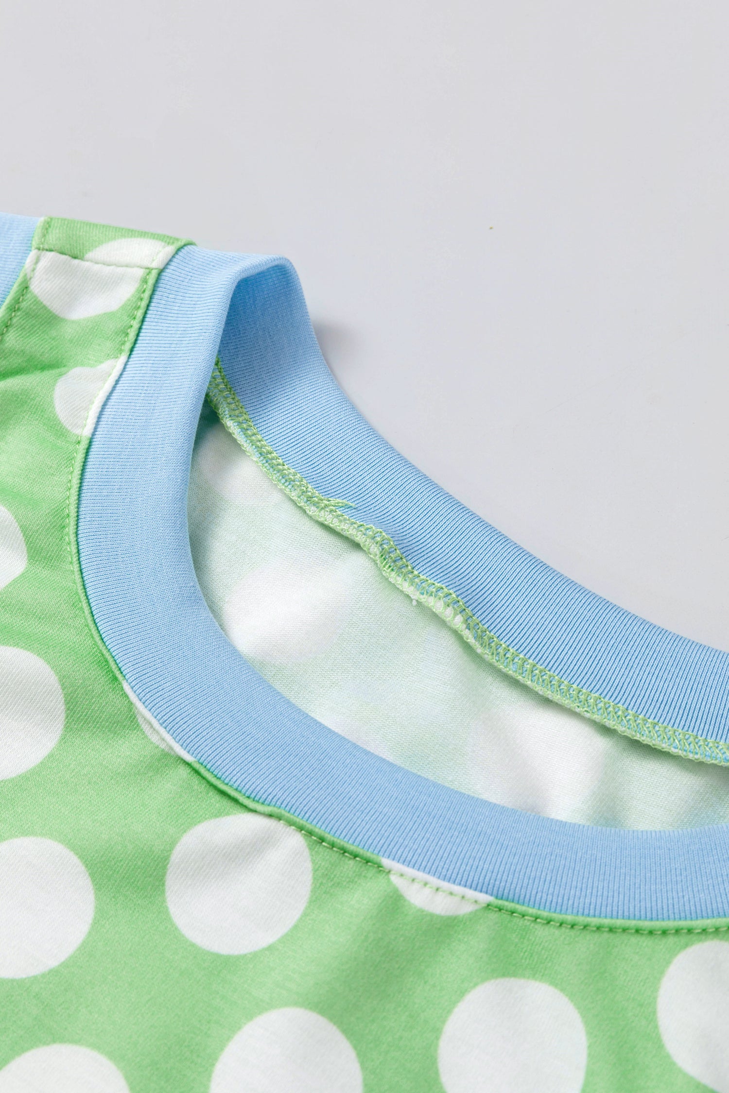Polka Dot Contrast Trim Round Neck Loose Tank Top — women's everyday top | J&H Apparel