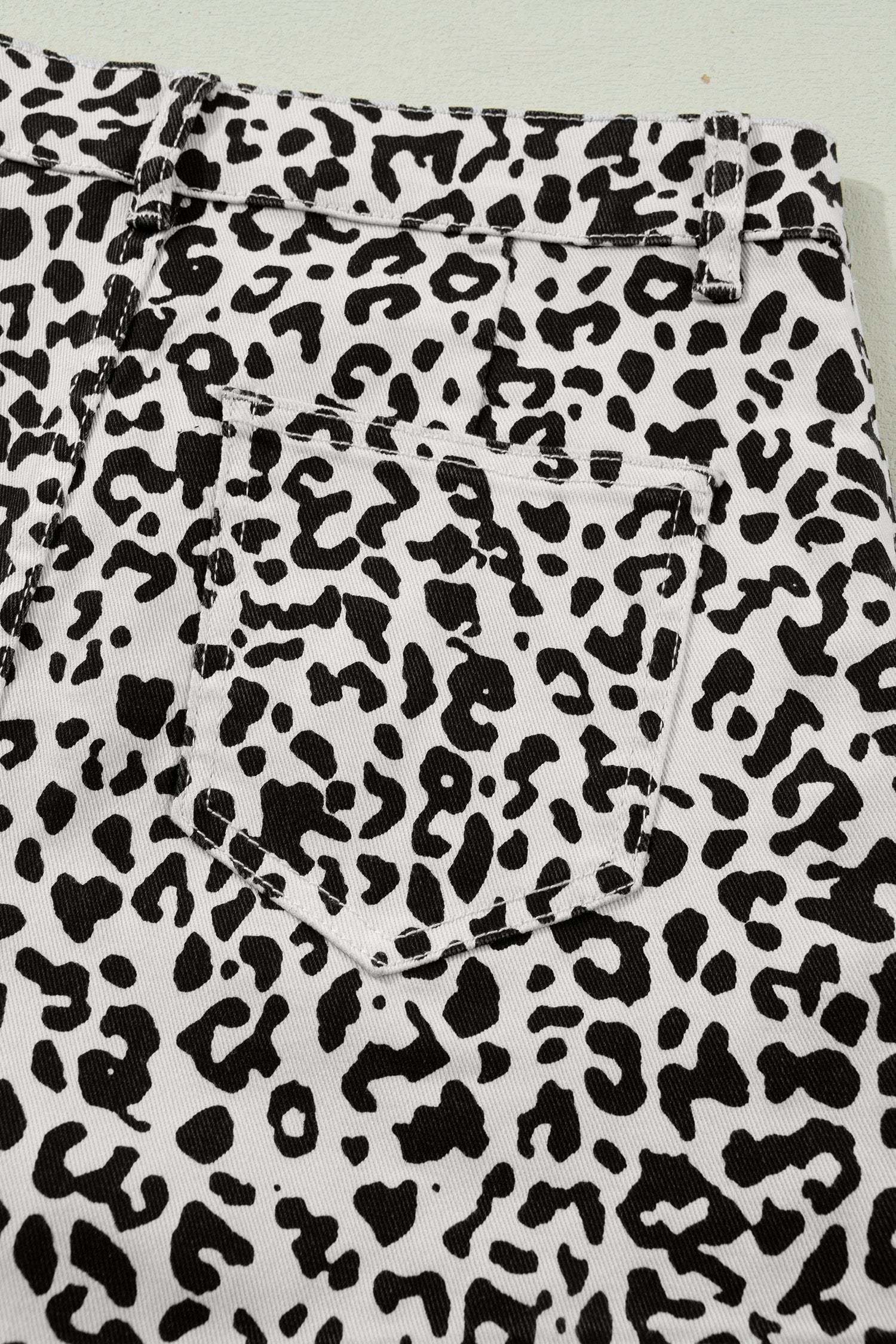 Dear-Lover Dropshipping Brown Leopard Print Button Overlap Denim Shorts - Shorts Bottoms/Denim Shorts