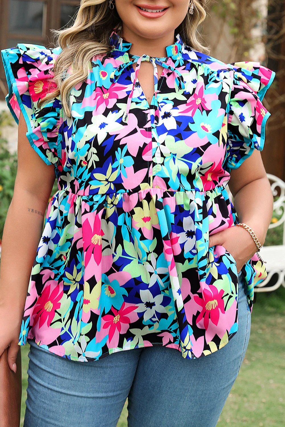 Plus Size Floral Flutter Sleeve Blouse