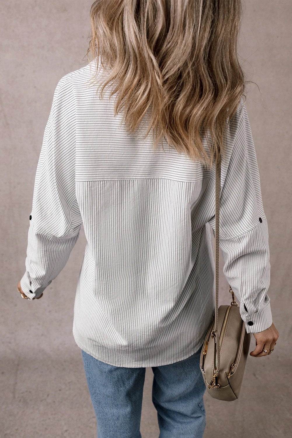sky-blue stripe shirt