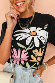  retro floral graphic tee for women casual everyday outfit
