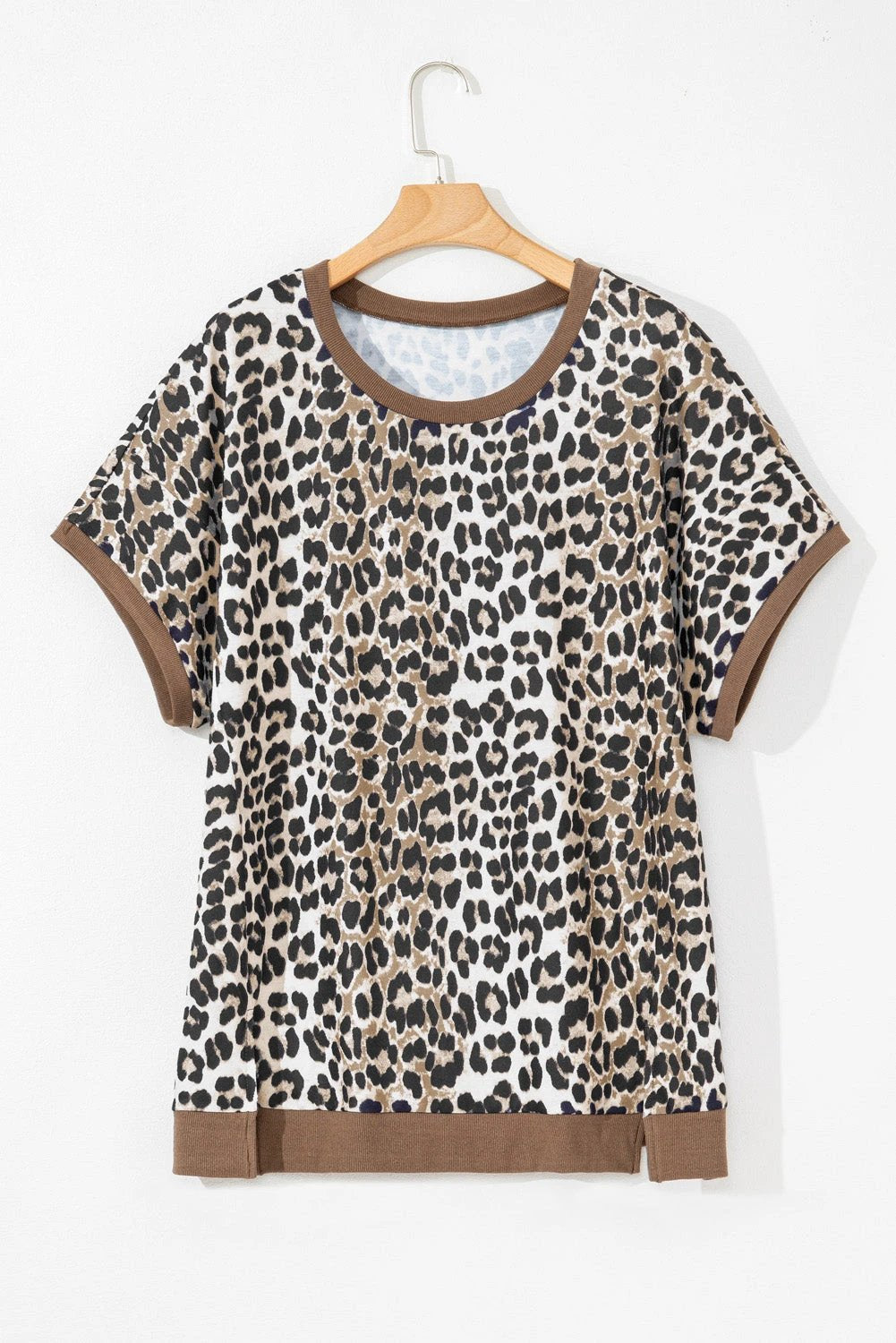 Dear-Lover Dropshipping Khaki Leopard Contrast Trim Short Sleeve Loose Plus Size Top - Plus Size/Plus Size Tops/Plus Size Tops & Tees