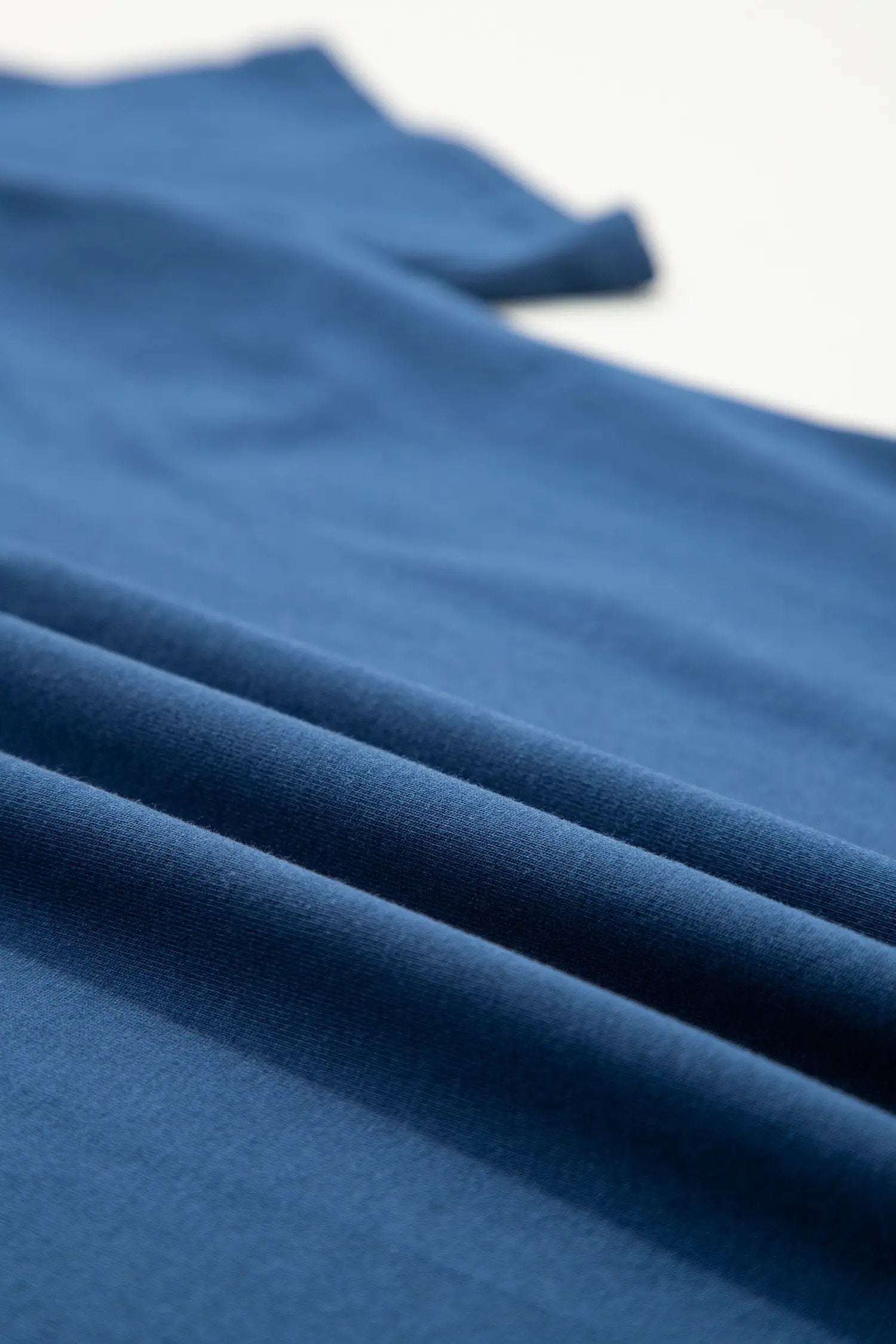 color block patch pocket tee