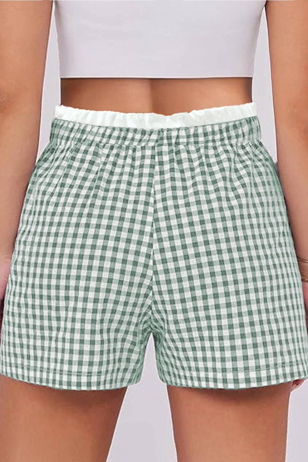 Pink contrast trim plaid print plus size shorts for women casual everyday outfit