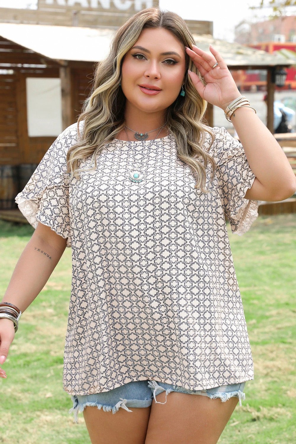 plus size geometric print blouse