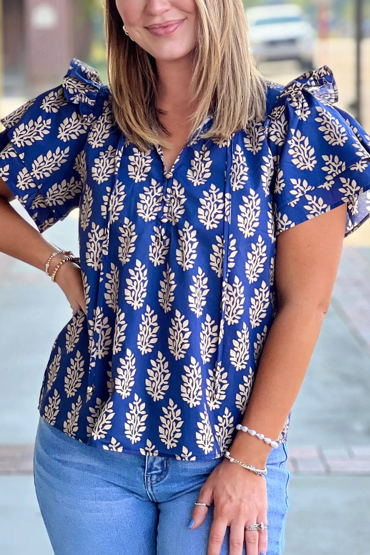 Plus Size Botanical Print Tie V-Neck Ruffle Short Sleeve Blouse