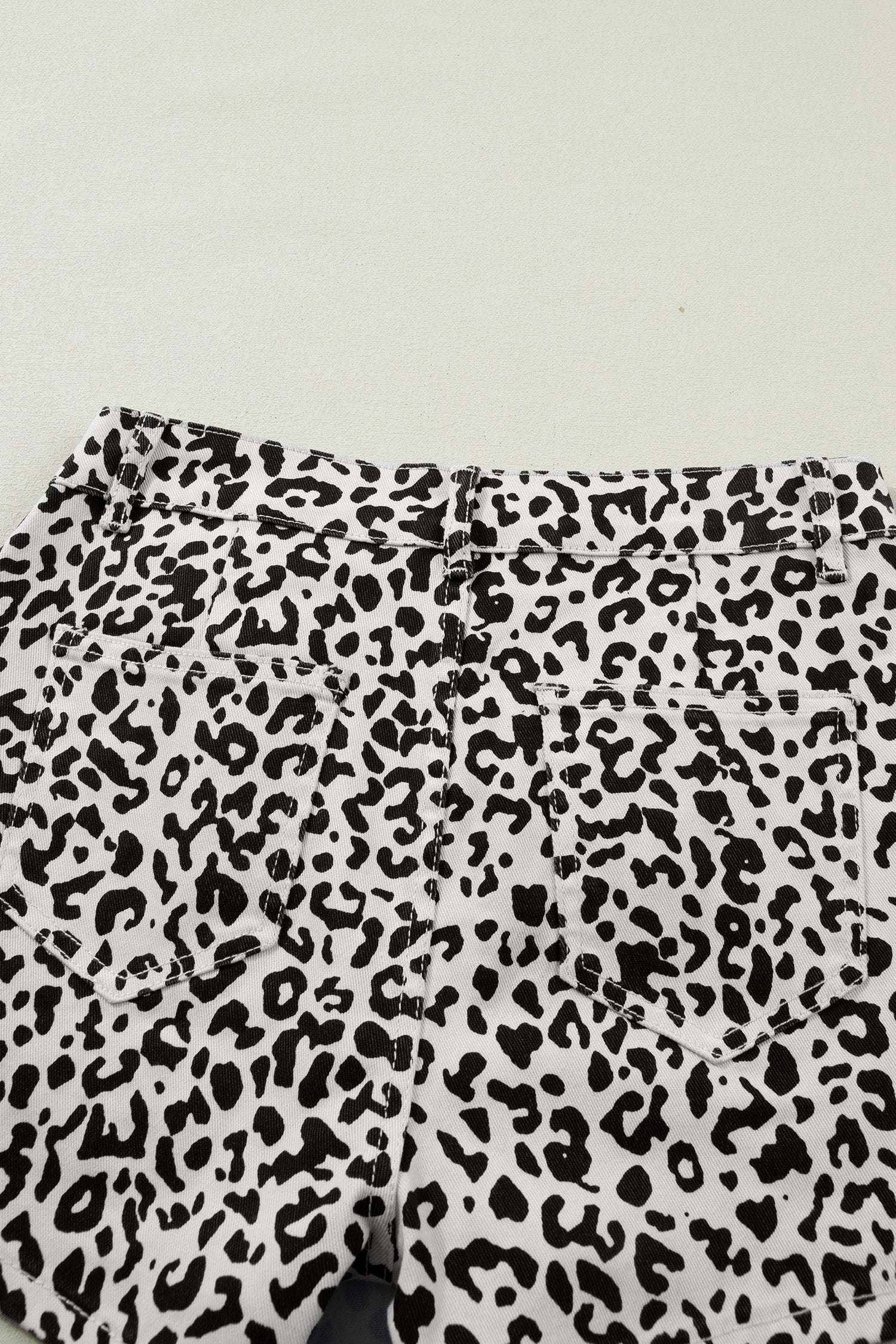 Dear-Lover Dropshipping Brown Leopard Print Button Overlap Denim Shorts - Shorts Bottoms/Denim Shorts