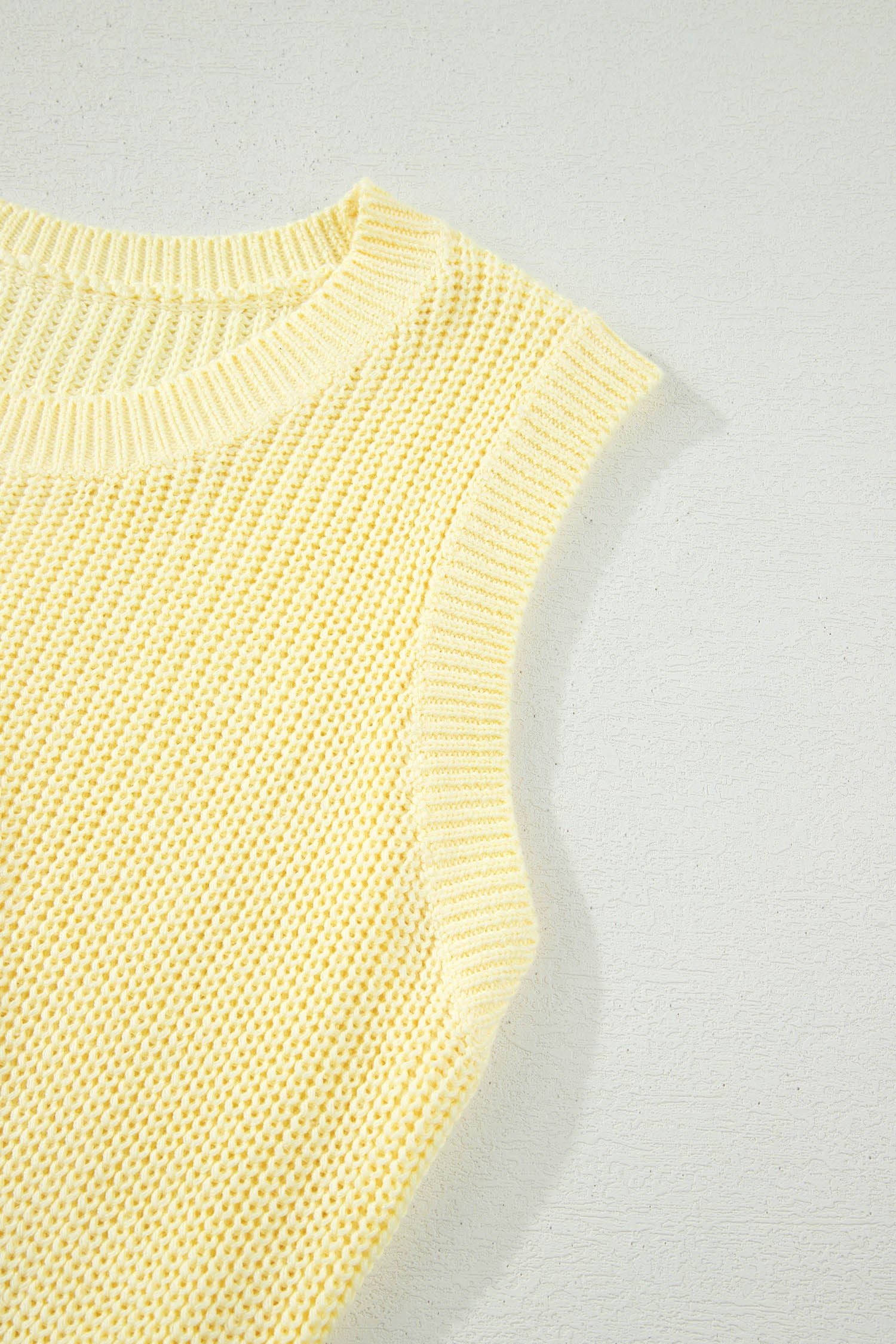 Knot Back Cropped Knit Tank Top | Pastel Yellow Summer Style