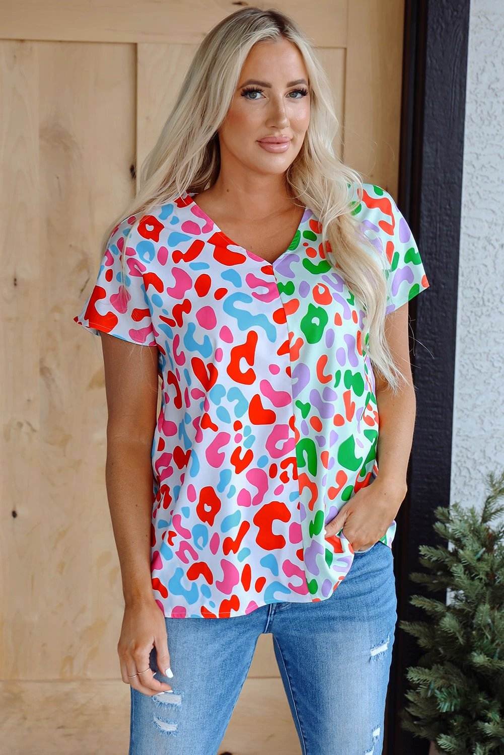 green contrast leopard print v neck short sleeve blouse for women casual everyday outfit