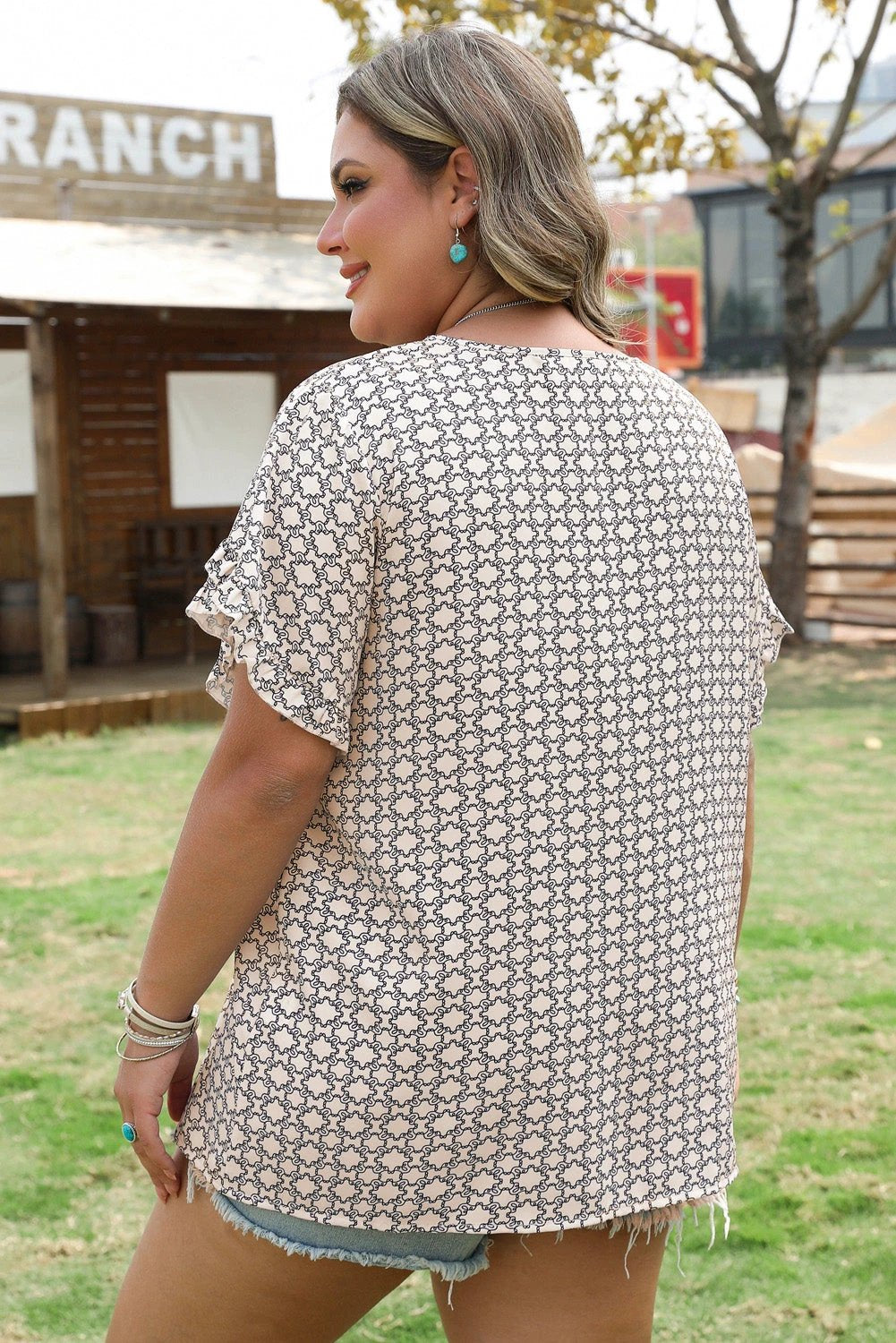 plus size geometric print blouse
