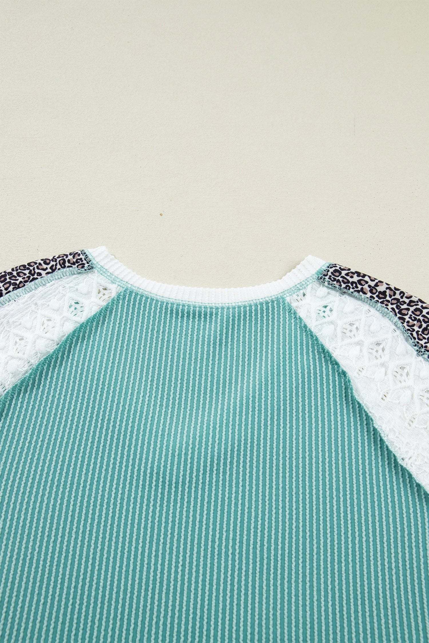 green bay Colorblock lace leopard patchwork twisted ribbed tee for women casual everyday outfit