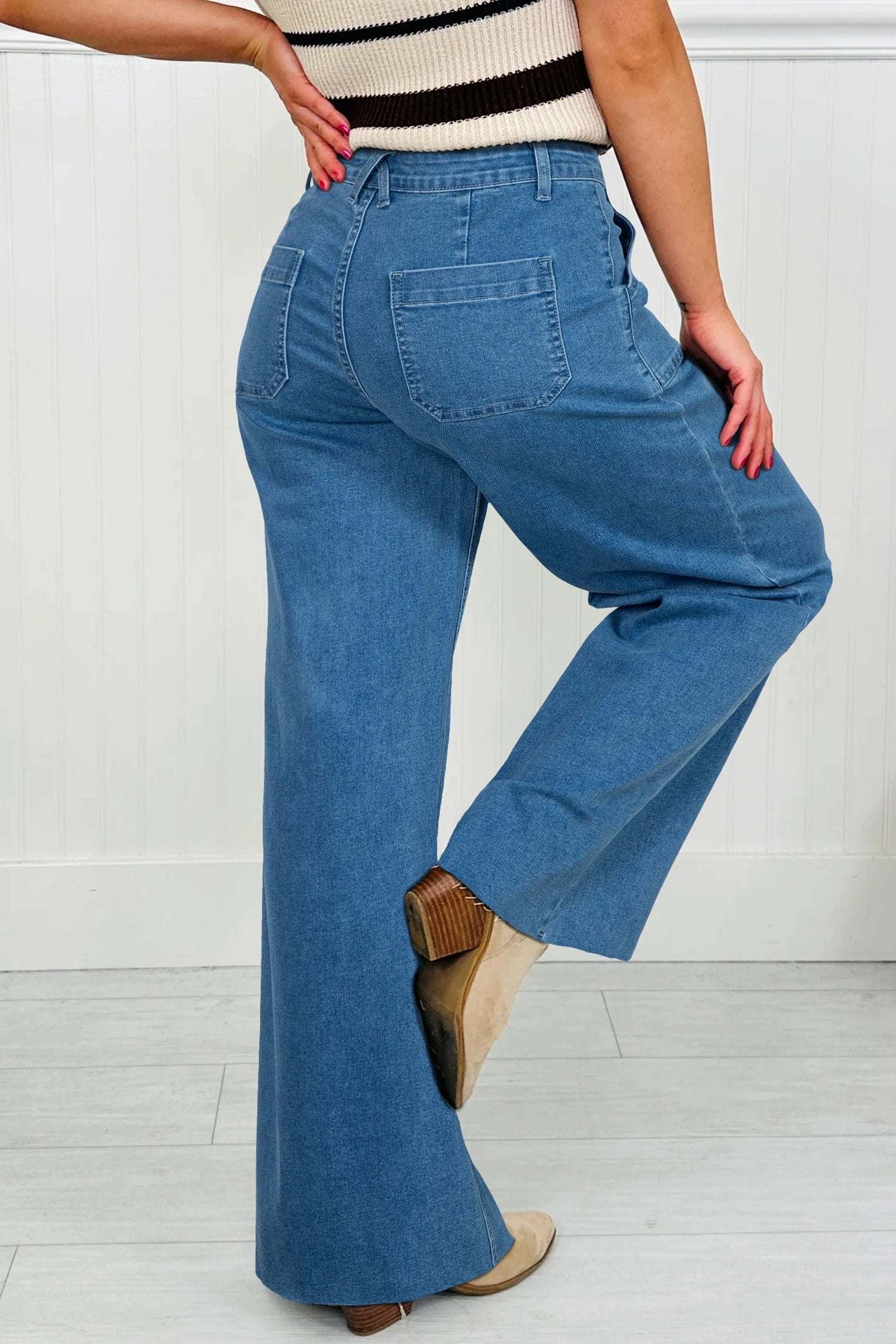  retro straight-leg jeans for women casual everyday outfit