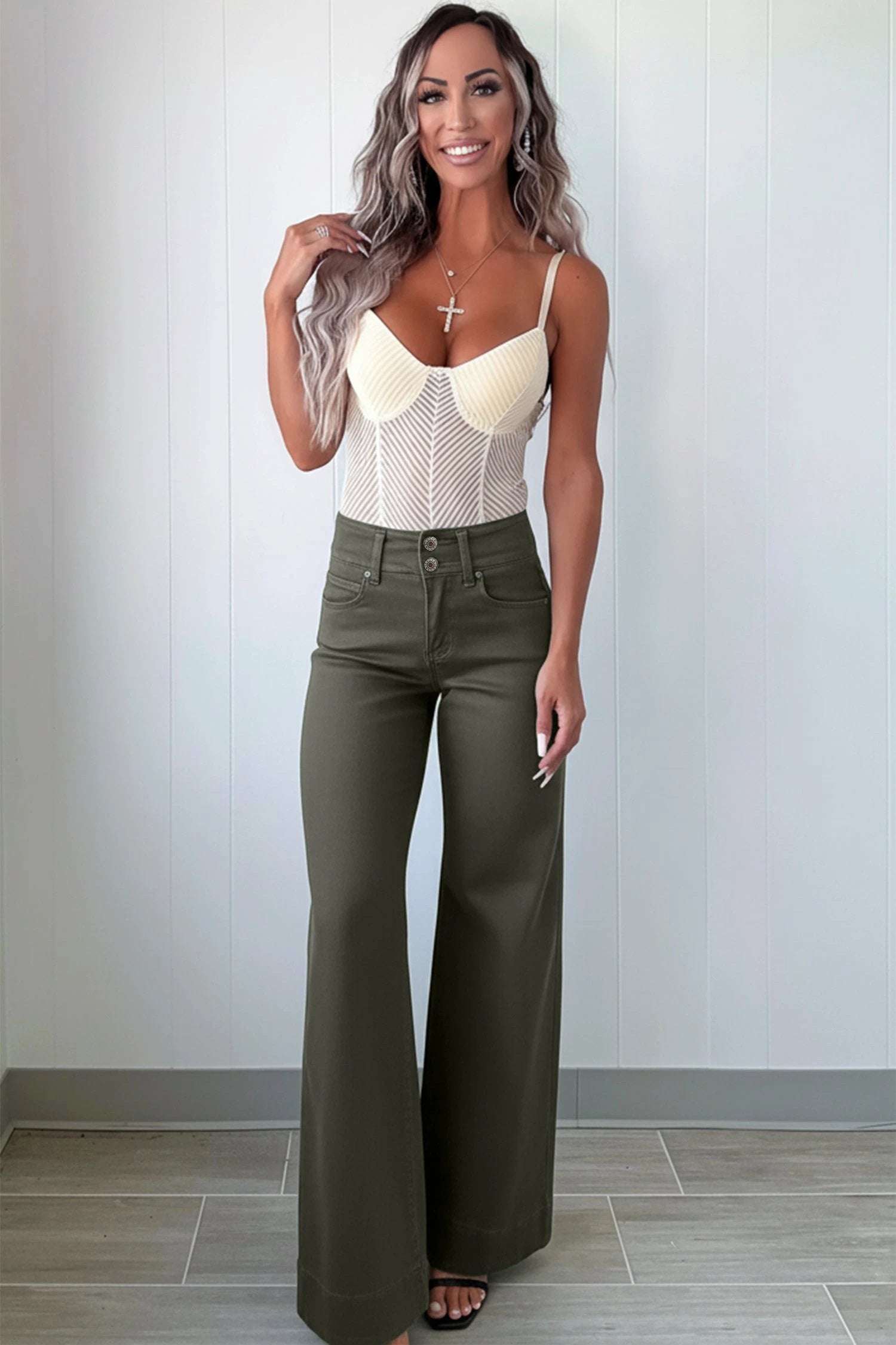  flare jeans (high waist) for women casual everyday outfit