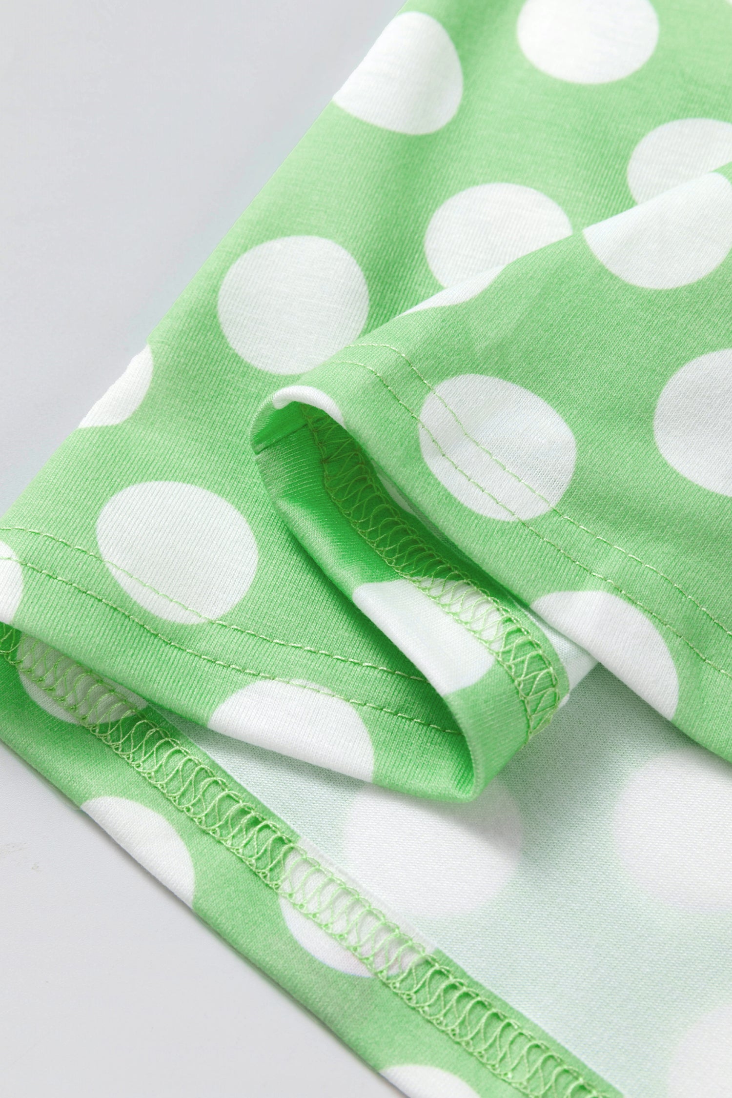 Polka Dot Contrast Trim Round Neck Loose Tank Top — women's everyday top | J&H Apparel