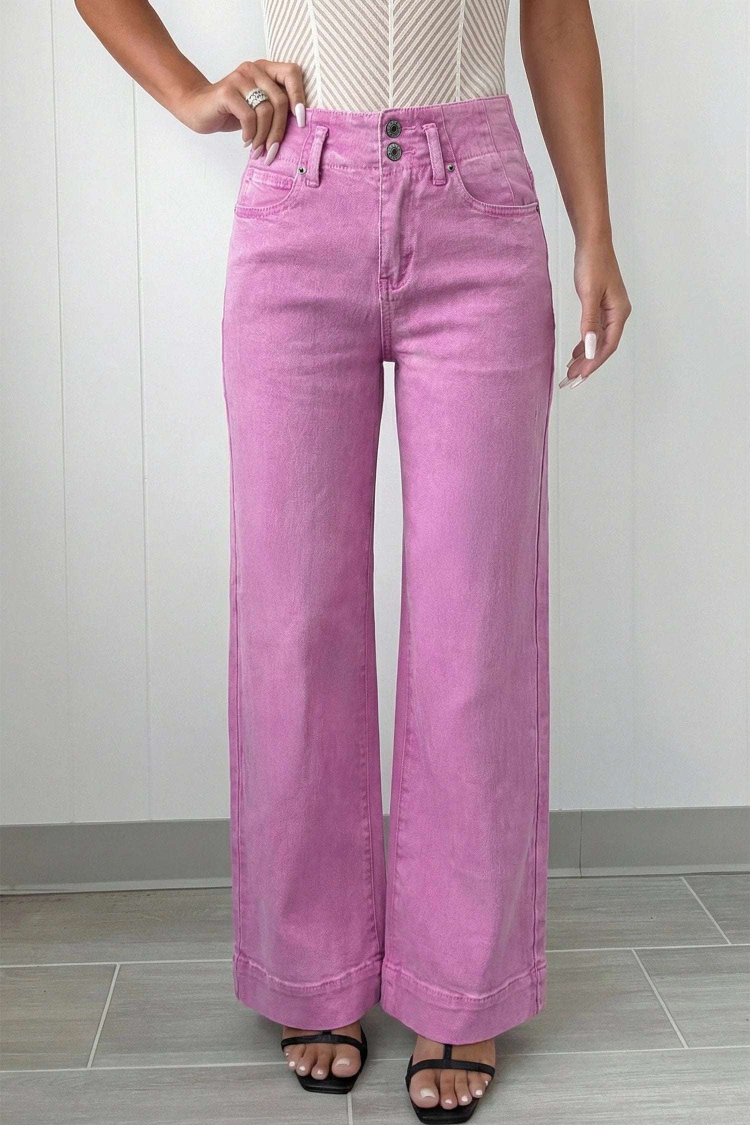  flare jeans (high waist) for women casual everyday outfit