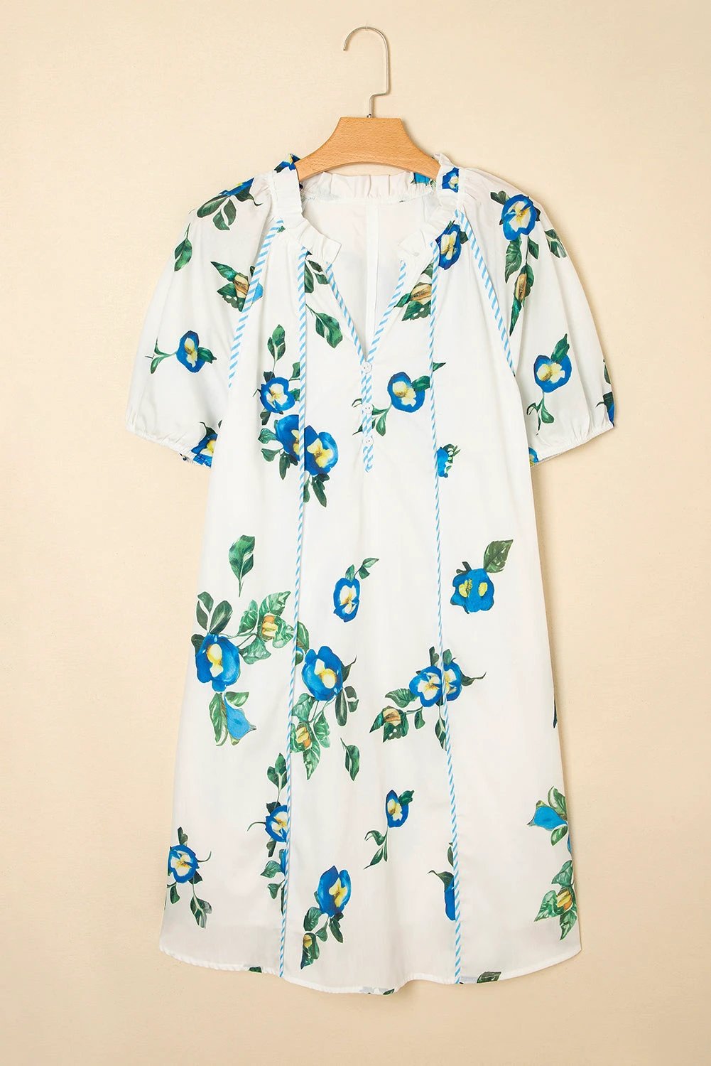 white plus size floral short puff sleeve contrast tie v neck dress for women casual everyday outfit