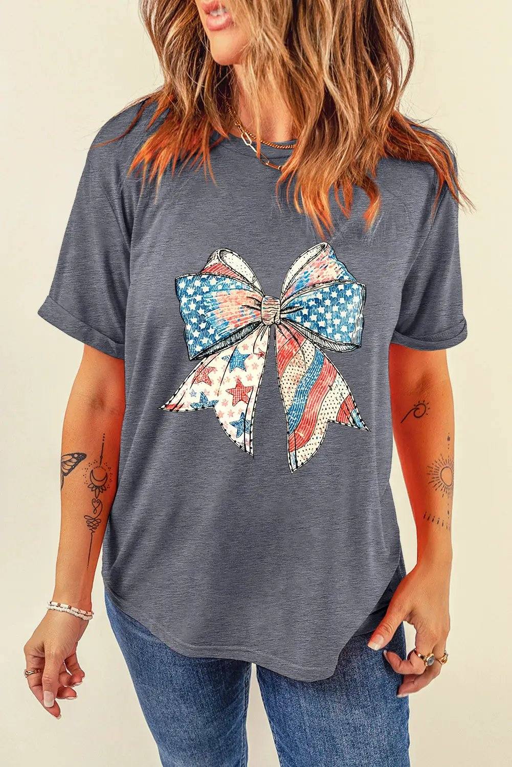 Mom Energy graphic tee