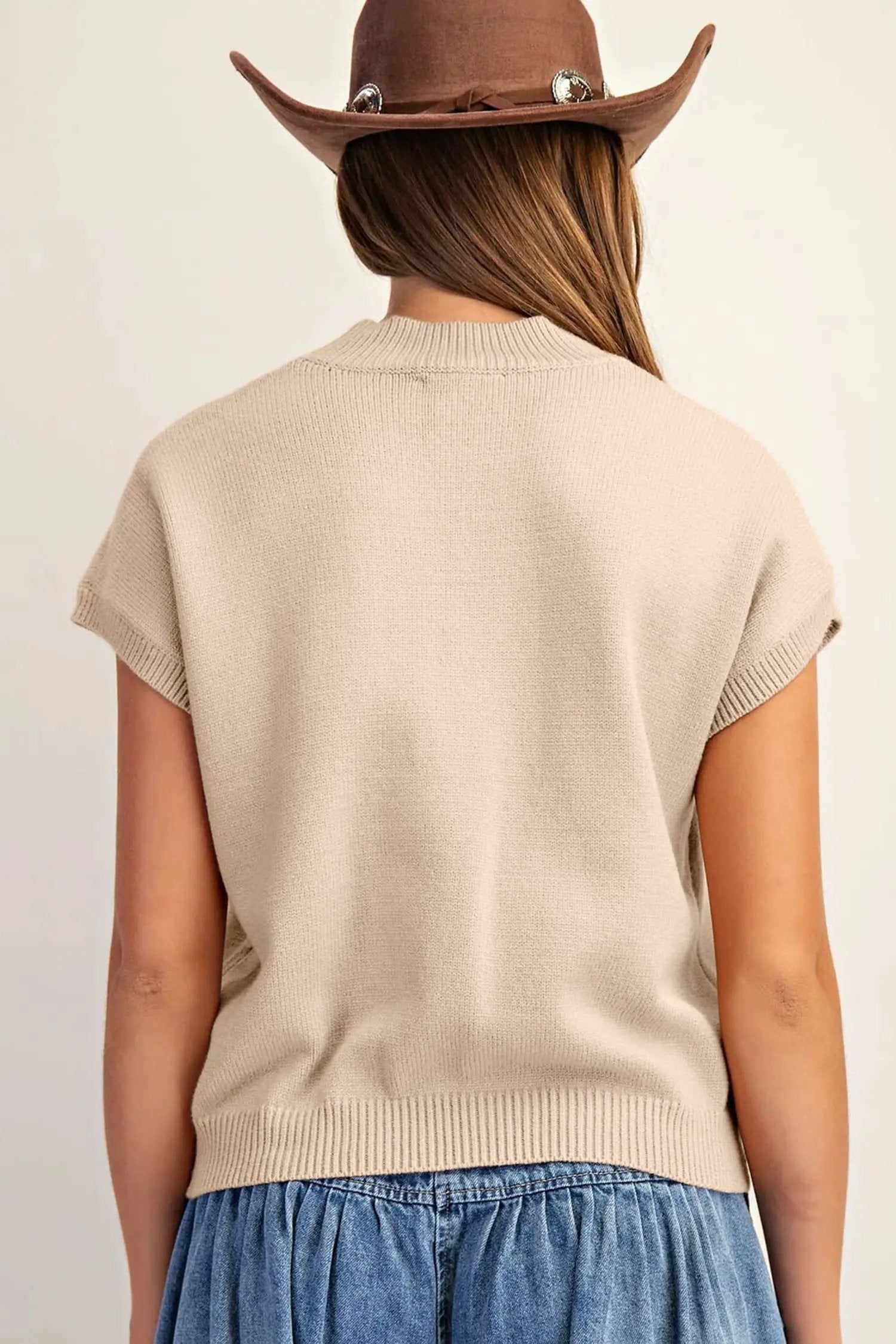 Bright green western horseshoes ribbed mock neck short sleeve knit sweater with pink embroidery