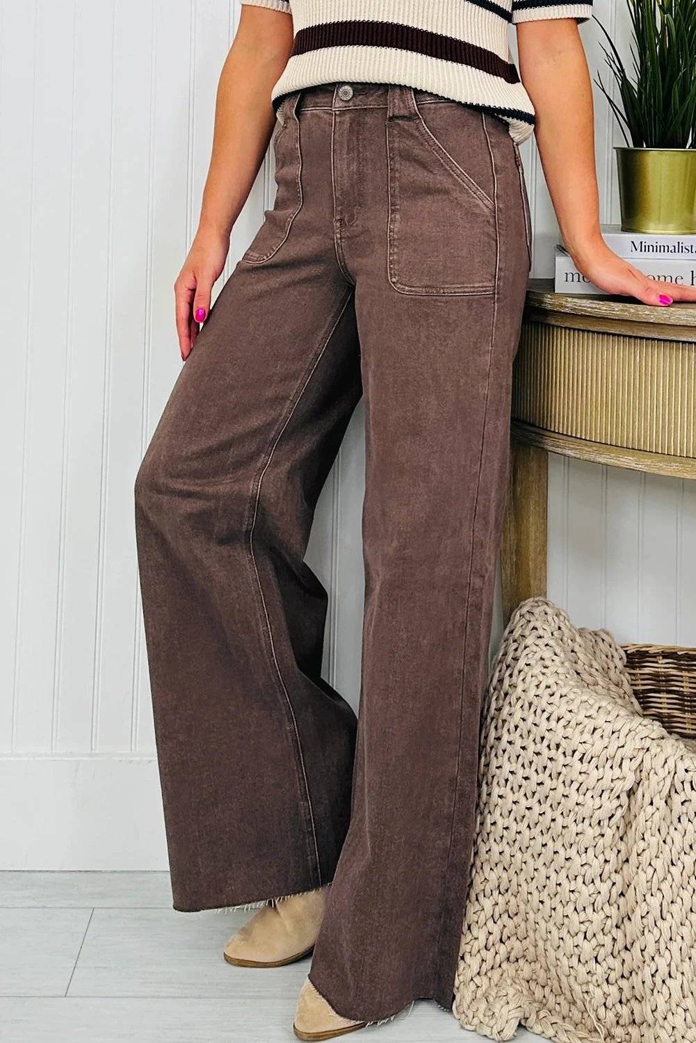  retro straight-leg jeans for women casual everyday outfit