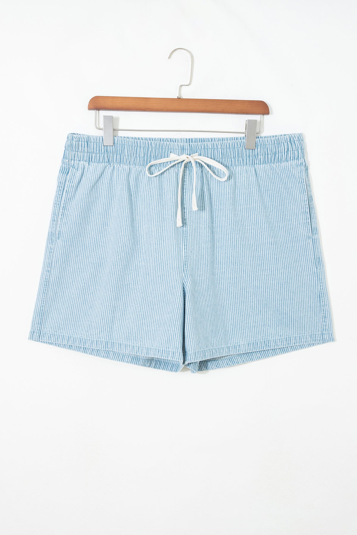 Plus Size Stripe Contrast Drawstring Elastic Waist Denim Shorts